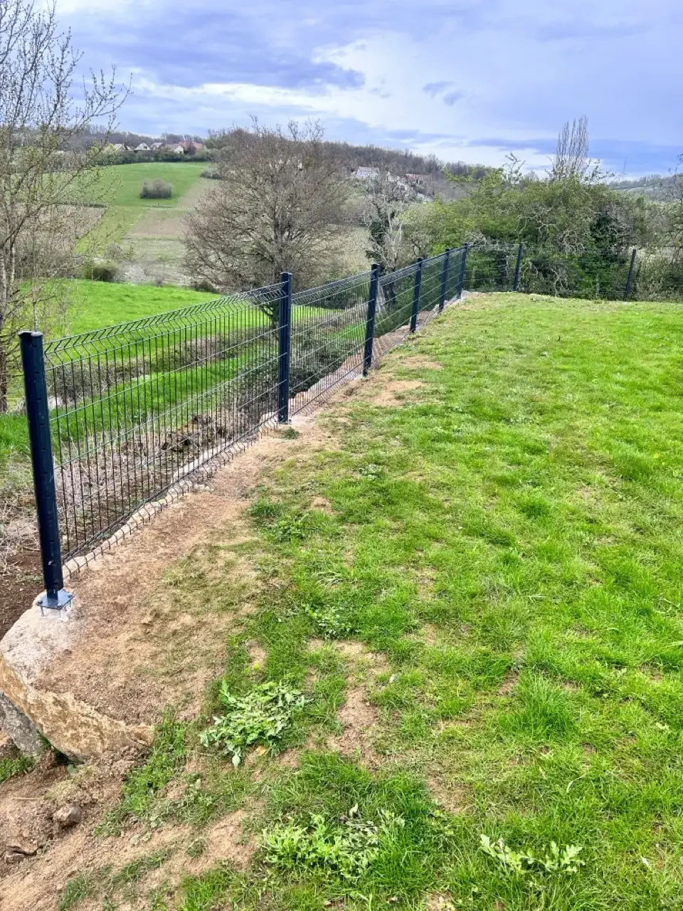 Pose de clôture pour votre propriété - Durand Prestagri à Bissy-sur-Fley (4)